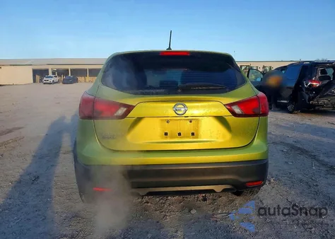 2017 Nissan Rogue Sport S z USA, uszkodzony, nr VIN JN1BJ1CP4HW008781